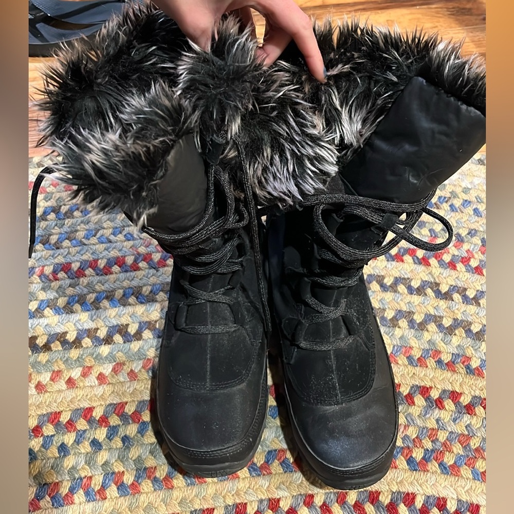 The North Face - Winter Boots - Size 10 - Worn Condition